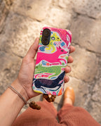 iphone-case-artwork-by-lina-sol-the-shape-of-freedom scene S09_pov_step